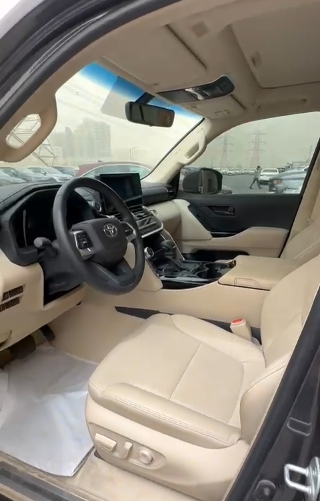 Toyota | تويوتا لاند كروزر تنفس طبيعي صورة 4